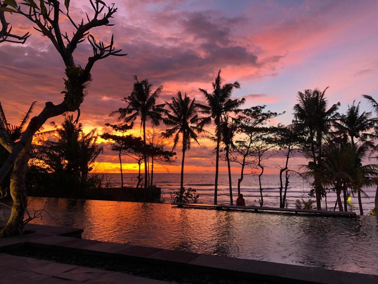 Bali Natha Beach Front Canggu  Luaran gambar